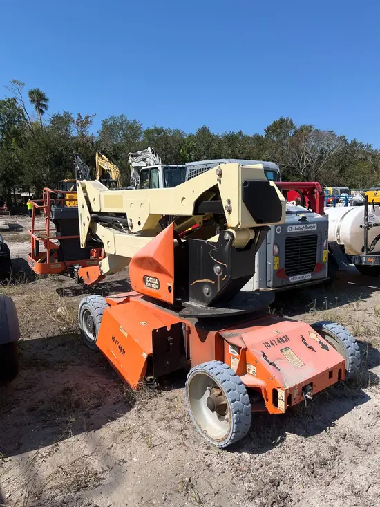 2016 JLG E400AN Articulating Boom Lift
