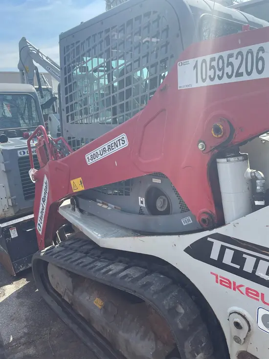2017 Takeuchi TL10V2-CR Track Loader