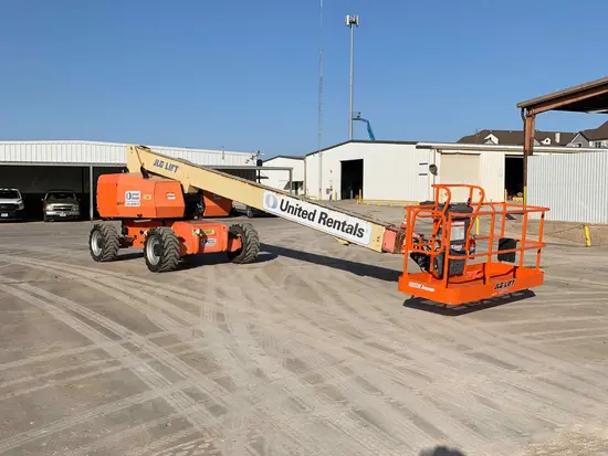 2013 JLG 800S Boom Lift