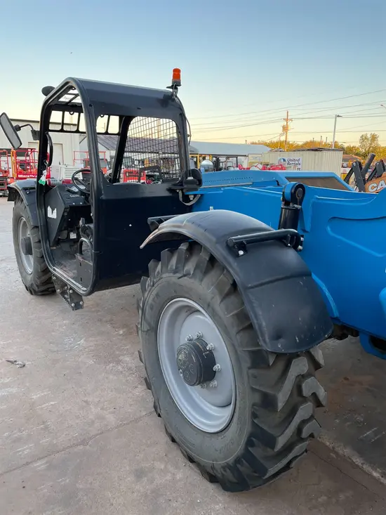2015 Genie GTH-844 Forklift