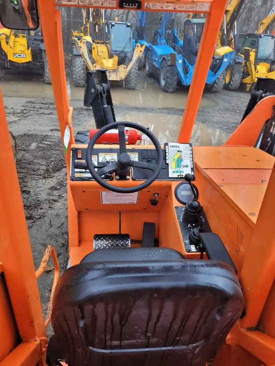 2015 SKYTRAK 10054 Forklift