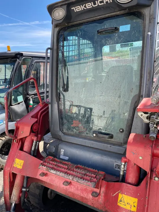 2019 Takeuchi TL10V2-CR Track Loader