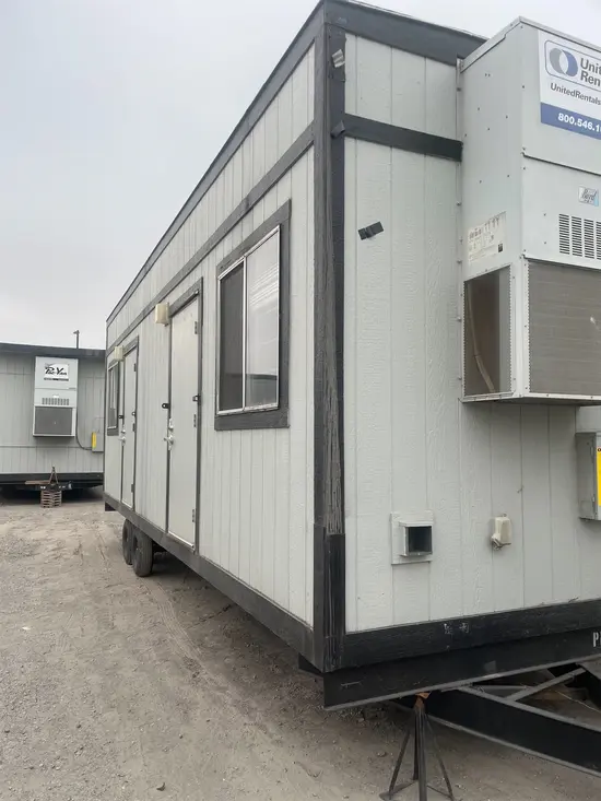 2008 PHOENIX MO 8 X 28 Office Trailer
