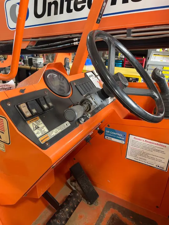 2017 SKYTRAK 6042 Forklift