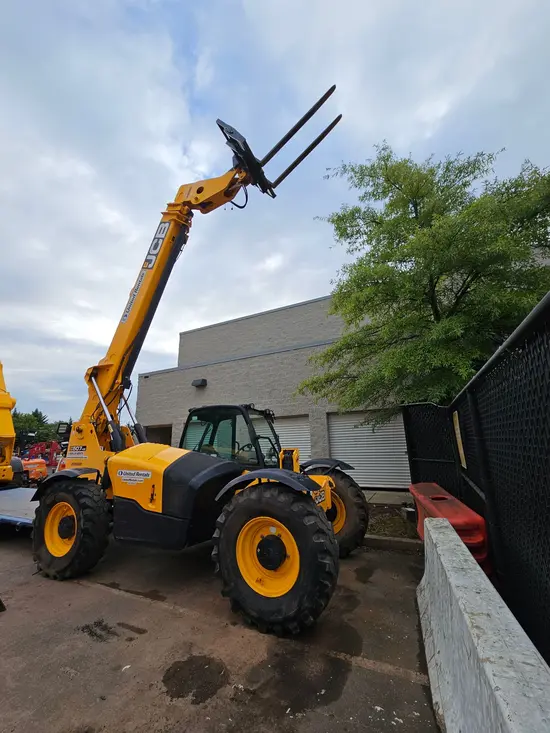 2015 JCB 507-42 Forklift