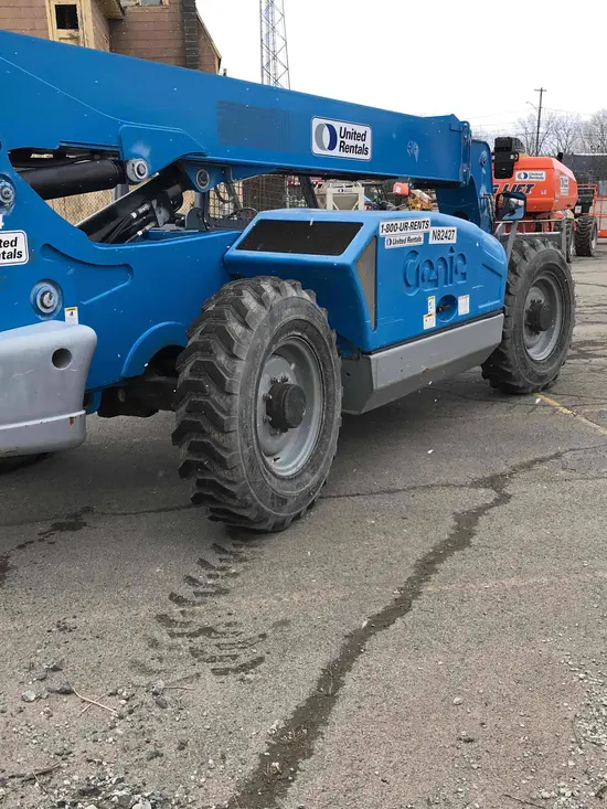 2014 Genie GTH-844D Forklift
