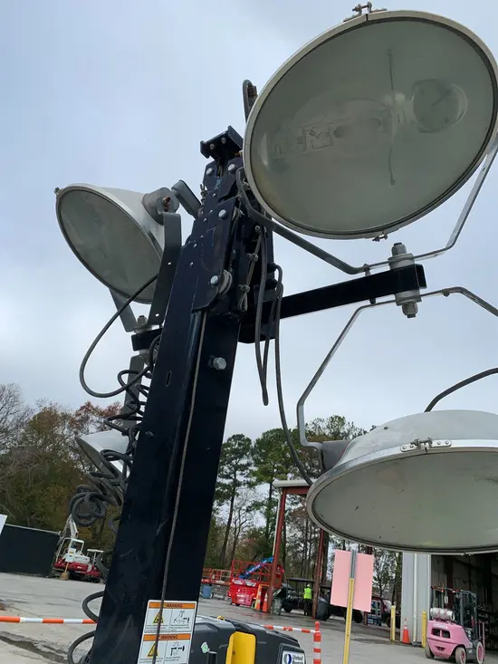 2017 Allmand NIGHT-LITE PRO Towable Light Tower