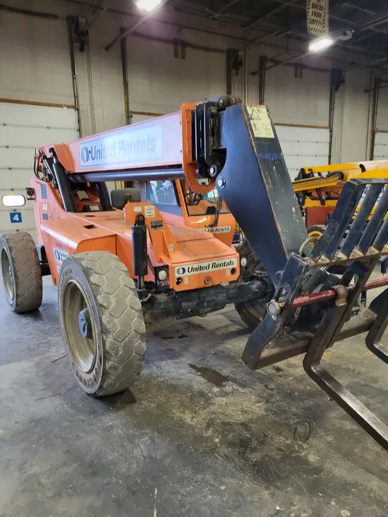 2016 SKYTRAK 8042 Forklift