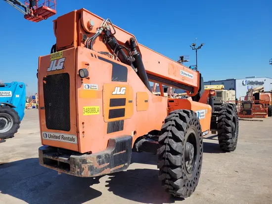 2016 SKYTRAK 8042 Forklift