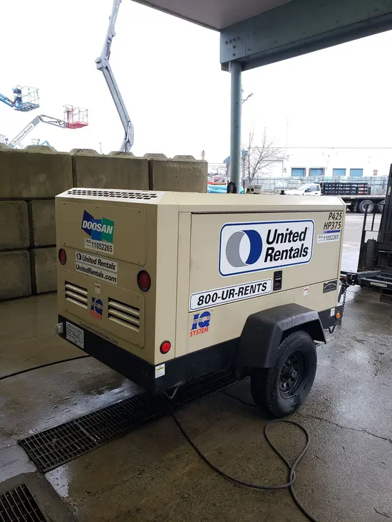 2020 Doosan P425/HP375EXT4I Air Compressor