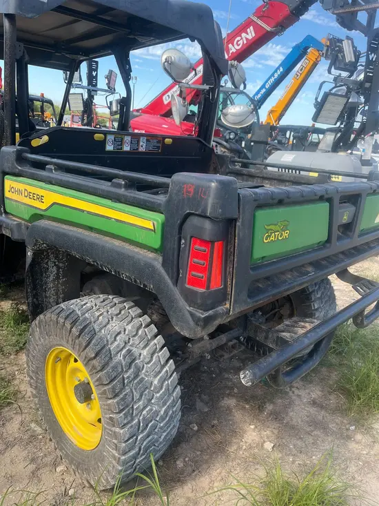 2022 John Deere XUV855M S4 Utility Vehicle