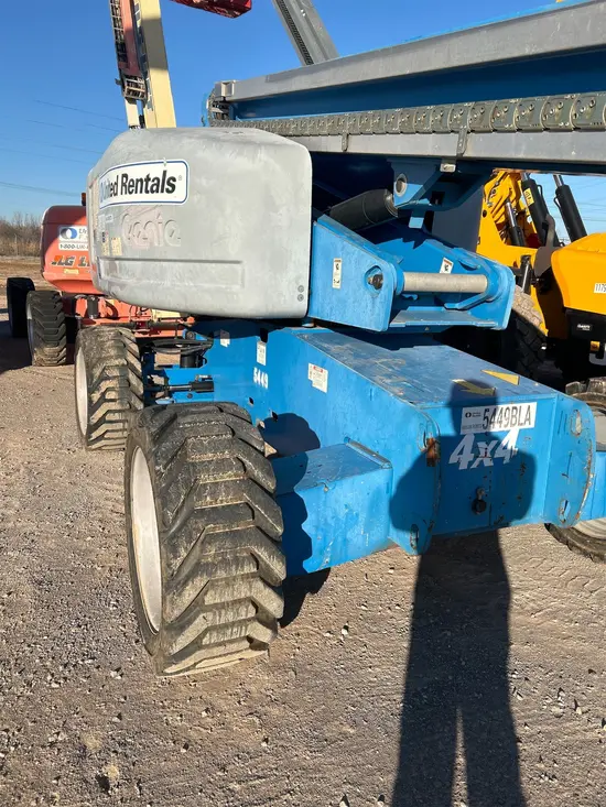 2014 Genie S-65 Boom Lift