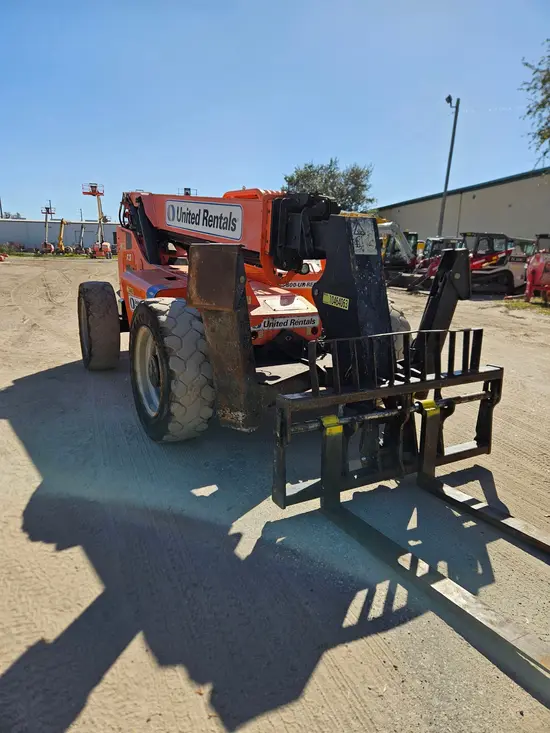 2016 SKYTRAK 10054 Forklift