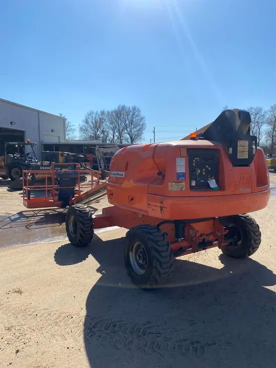 2012 JLG 400S Boom Lift