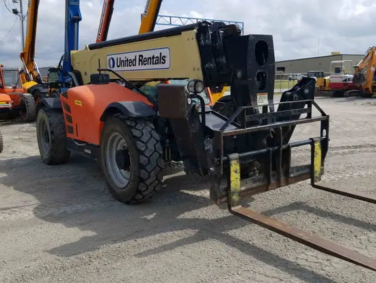 2017 JLG 1055 Forklift
