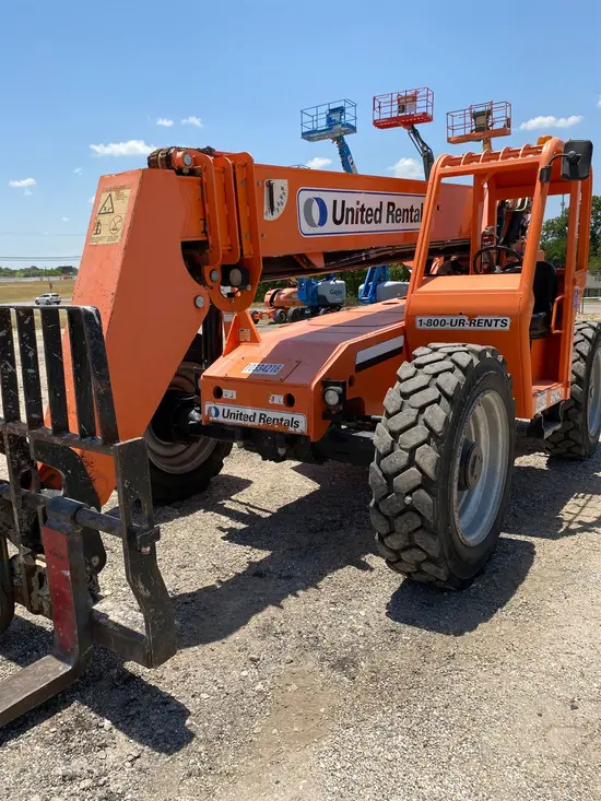 2015 SKYTRAK 6042 Forklift
