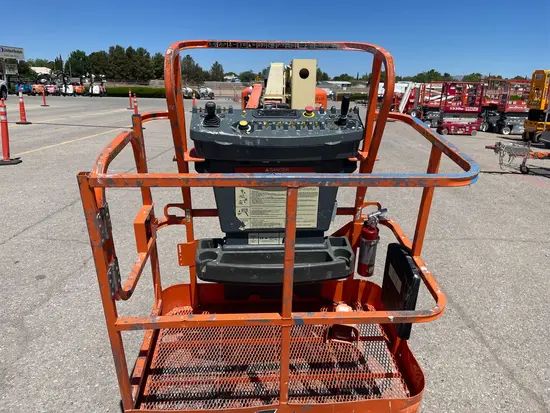 2015 JLG E400AJPN Articulating Boom Lift