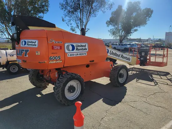 2017 JLG 600S Boom Lift