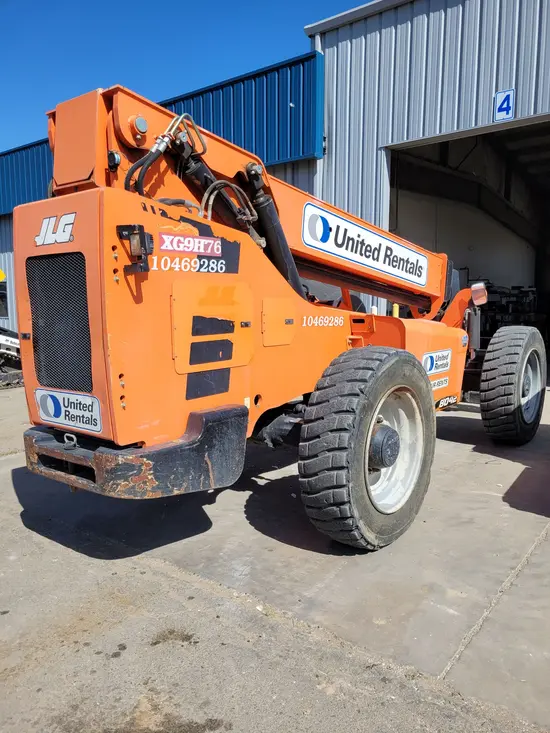 2016 SKYTRAK 8042 Forklift