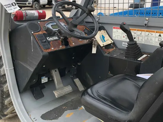2014 Genie GTH-844 Forklift