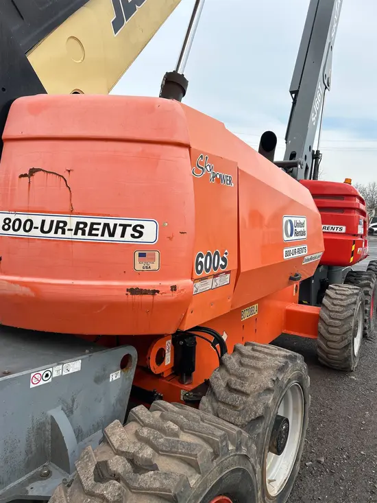 2015 JLG 600S Boom Lift