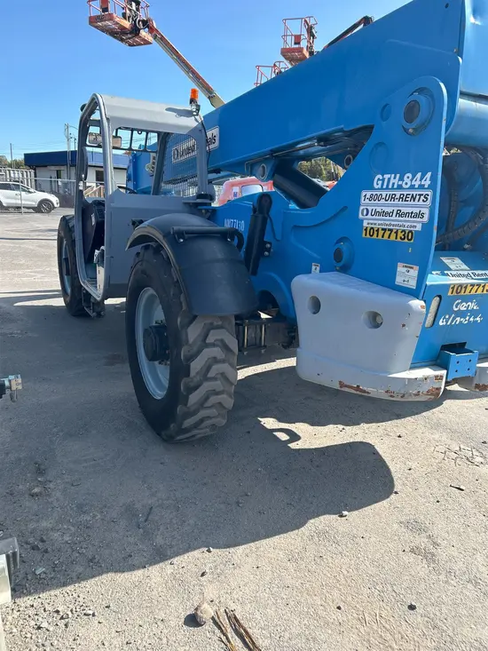 2013 Genie GTH-844 Forklift