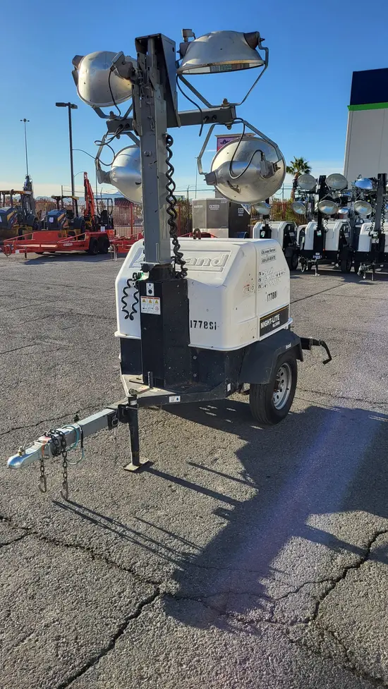 2016 Allmand NL5000 Towable Light Tower