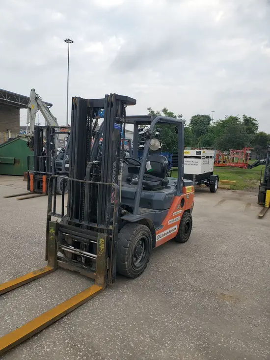 2021 Toyota 8FDU30 Warehouse Forklift