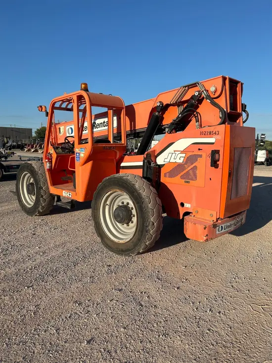 2014 SKYTRAK 6042 Forklift