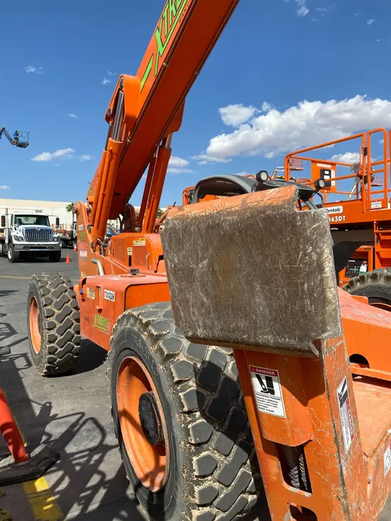 2016 XTREME XR1245 Forklift