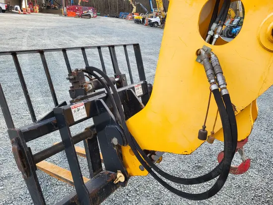 2016 JCB 507-42 Forklift