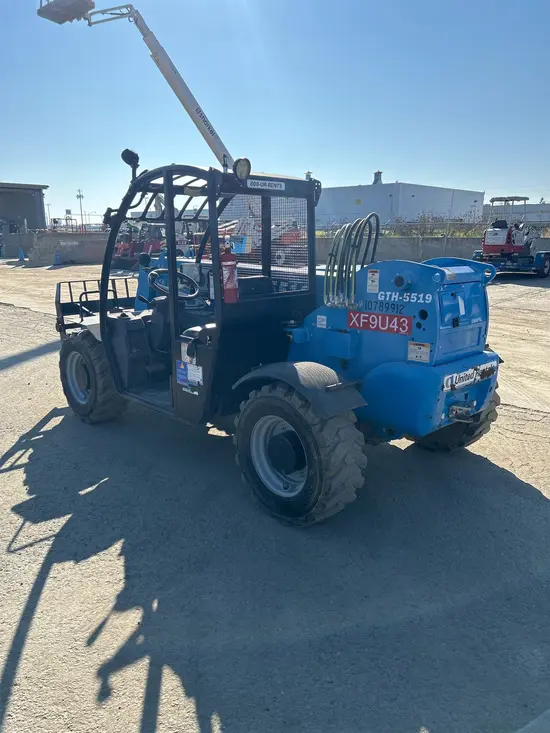2018 Genie GTH-5519 Forklift