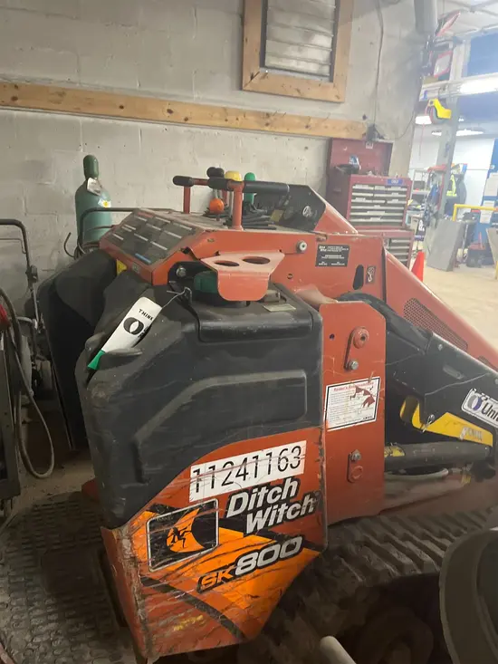 2021 Ditch Witch SK800 Track Loader