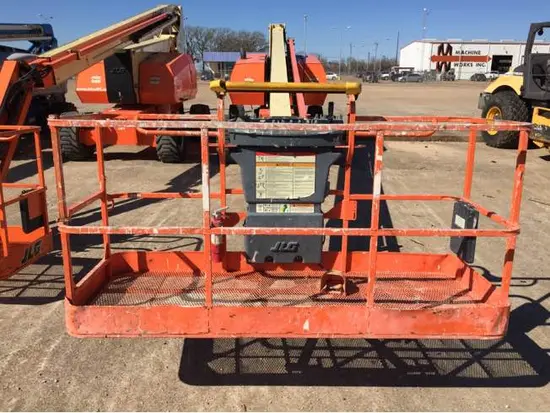 2014 JLG 800S Boom Lift