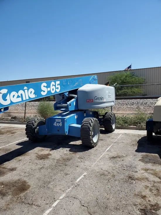 2014 Genie S-65 Boom Lift