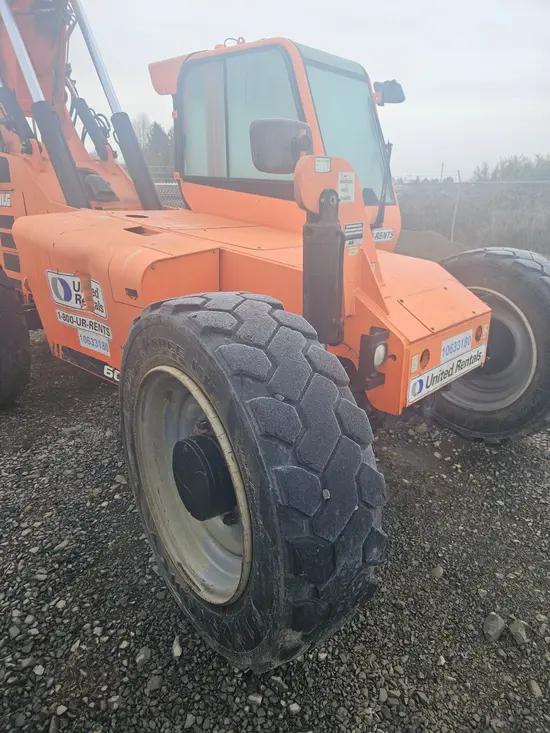 2017 SKYTRAK 6042 Forklift