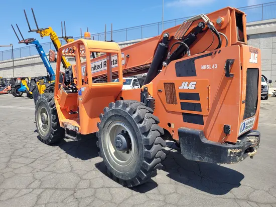2017 SKYTRAK 10054 Forklift