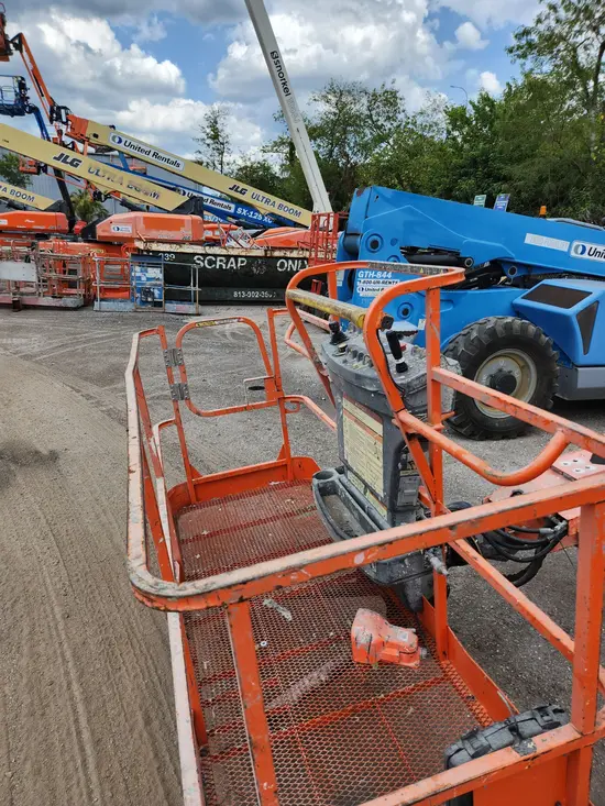 2017 JLG 600S Boom Lift
