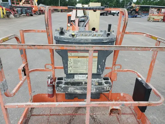 2015 JLG E450AJ Articulating Boom Lift