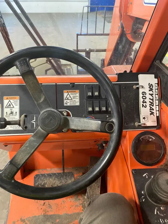 2015 SKYTRAK 6042 Forklift