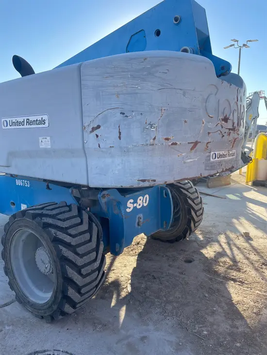 2014 Genie S-80 Boom Lift