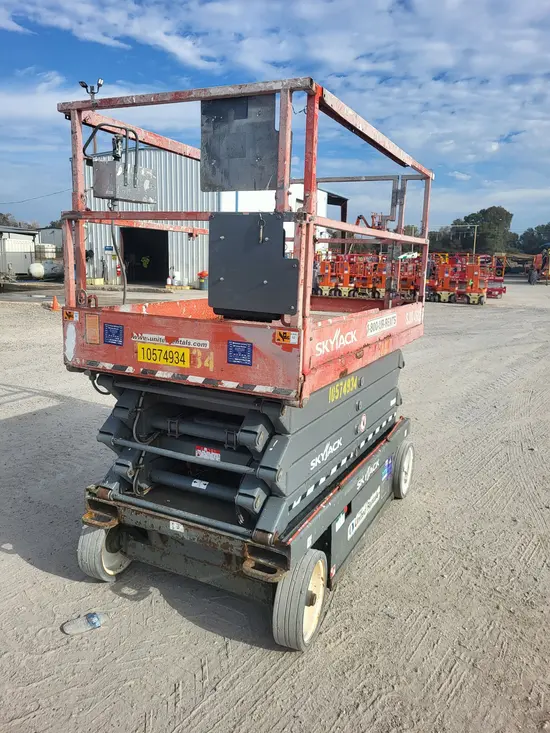 2017 Skyjack SJIII4632 Scissor Lift
