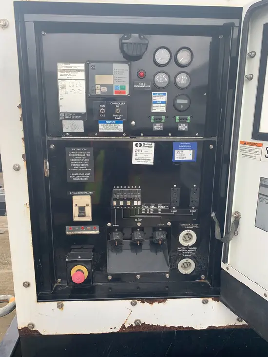 2017 Cummins C100D6RG Diesel Generator
