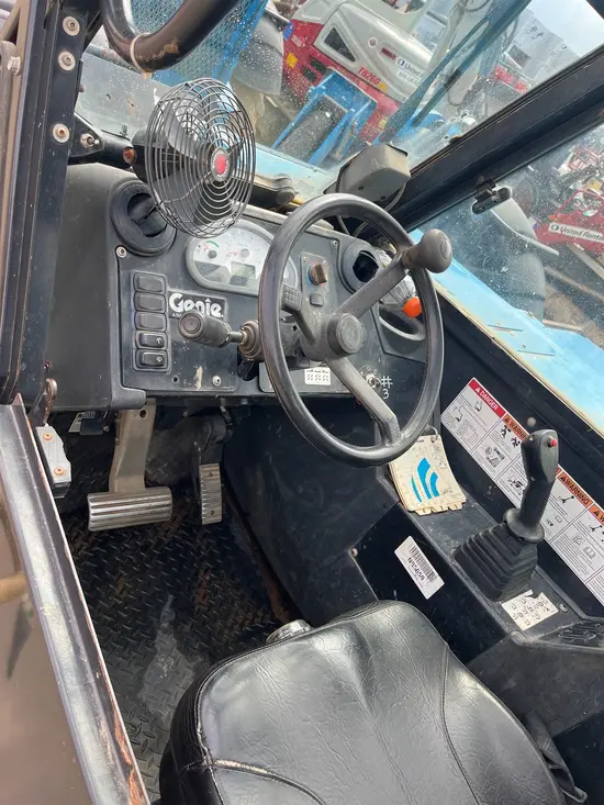 2016 Genie GTH-1056 Forklift
