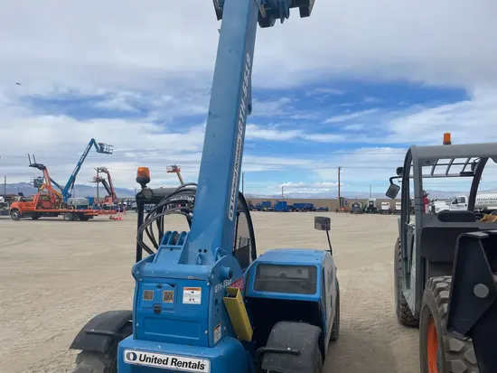 2017 Genie GTH-5519 Forklift