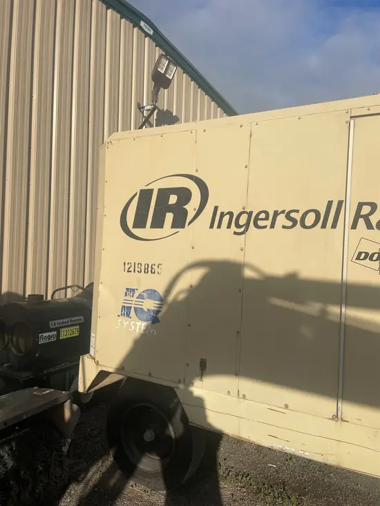 2011 Doosan HP1600WCU Air Compressor