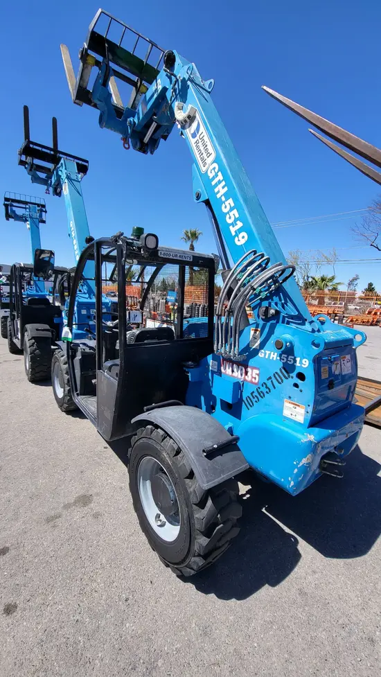 2017 Genie GTH-5519 Forklift
