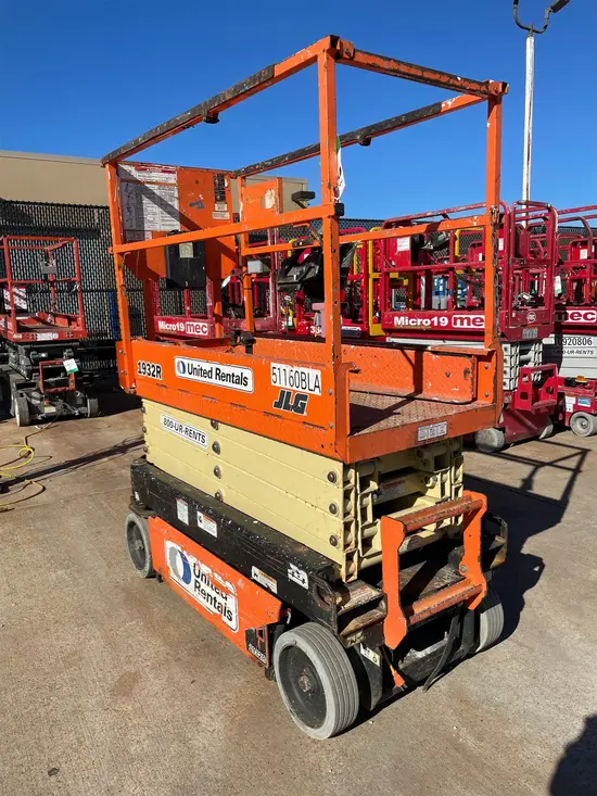 2017 JLG 1932R Scissor Lift