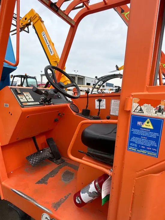 2015 SKYTRAK 6042 Forklift