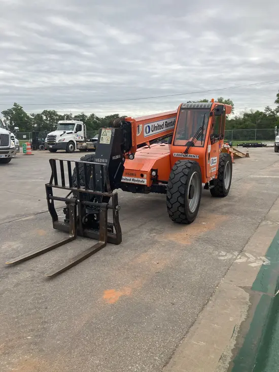 2016 SKYTRAK 6042 Forklift
